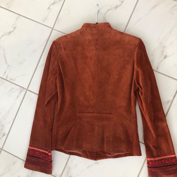 Suede Jacquet - Picture 2 of 7